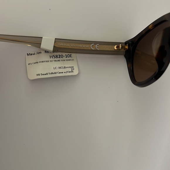 Maui Jim stylish sunglasses brown